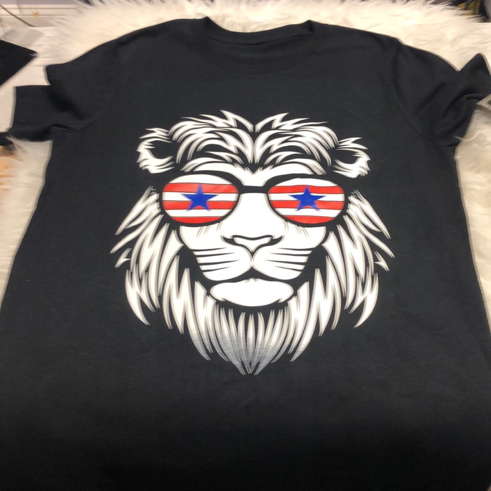 Patriotic Lion t shirt